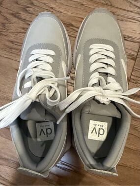 Dolce Vita Gray and White Women's Sneakers